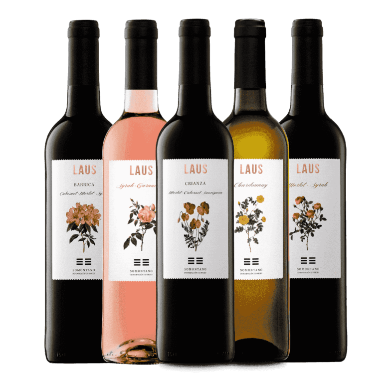 Conjunto de vinos agrupados de diferentes variedades pertenecientes a Bodega LAUS