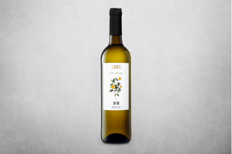 Botella de vino variedad Chardonnay. Bodega LAUS