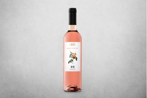 Botella de vino variedad rosado. Bodega LAUS