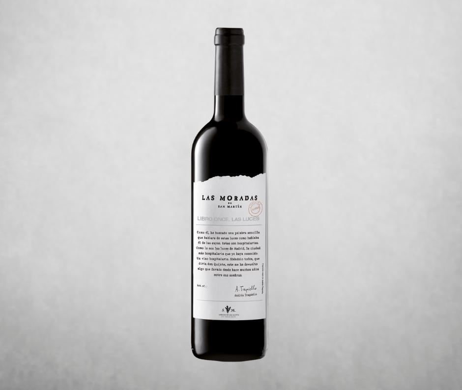 Botella de vino llamada Libro Once Las Luces. Bodega Las moradas de San Martin