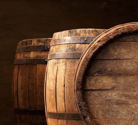 Conjunto de barricas de vinos correspondientes a Bodegas Covinca